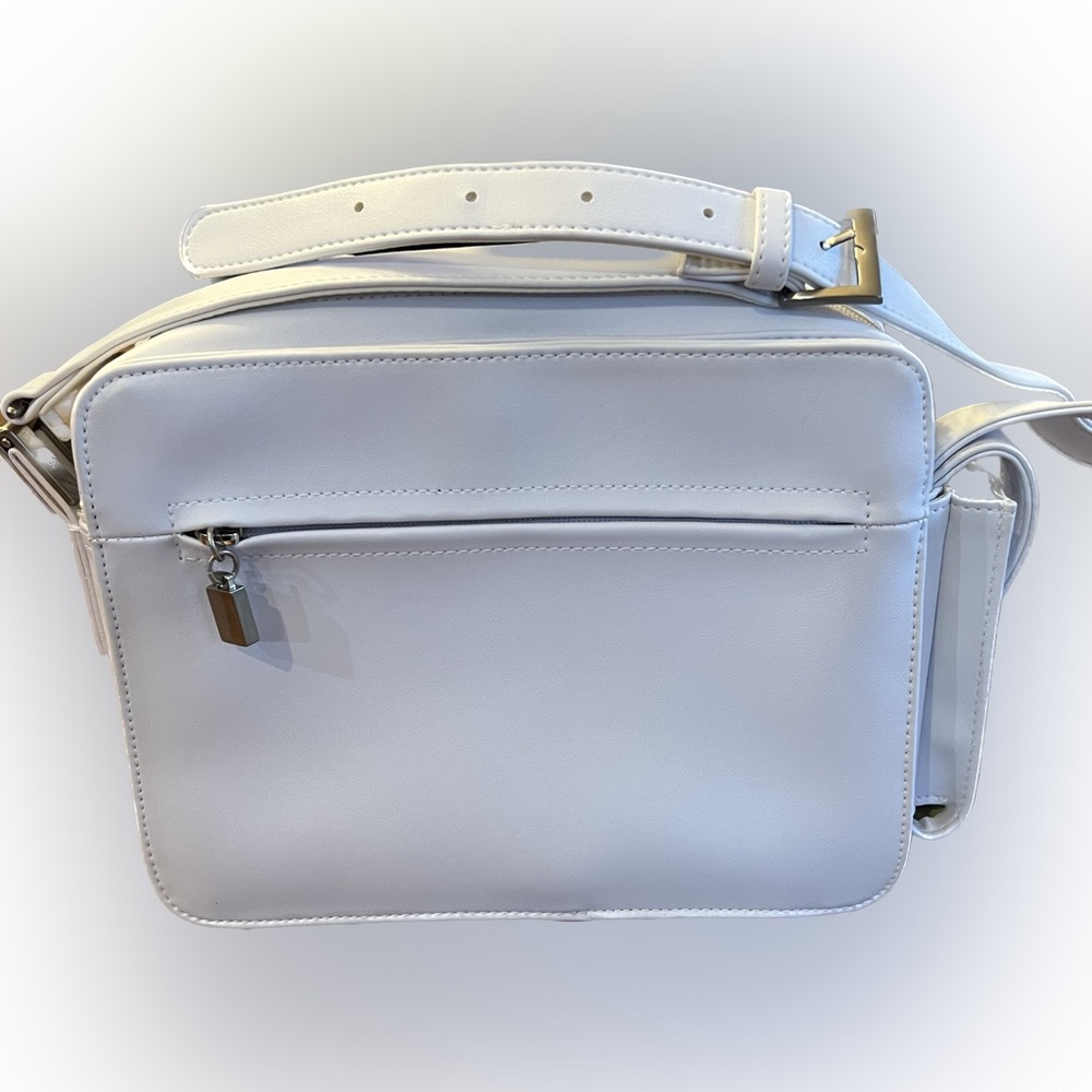 Vintage 1980’s Liz Claiborne Shoulder /Crossbody Purse Bright White Faux Leather